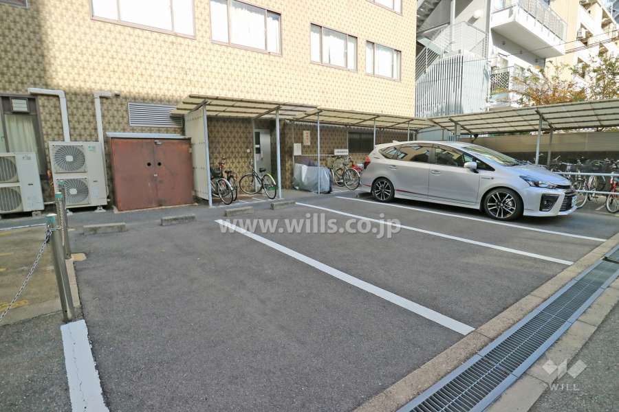 敷地内駐車場(屋外平面式)