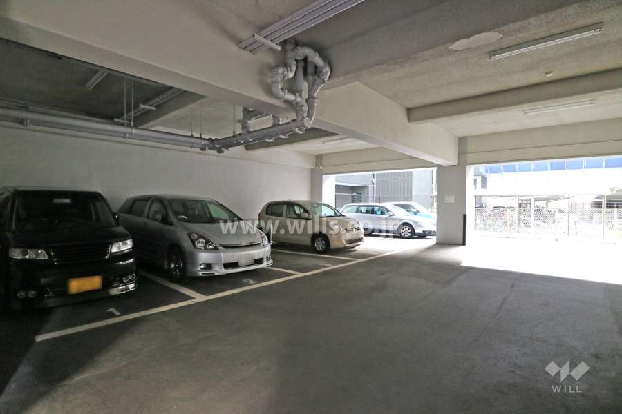 敷地内駐車場(屋内平面式)