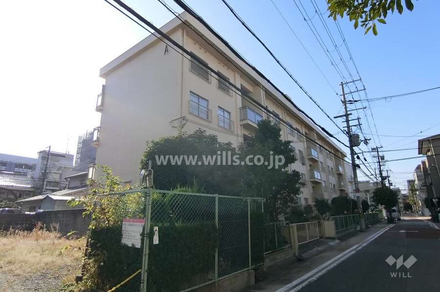 豊里コーポA棟の外観（北東側から）