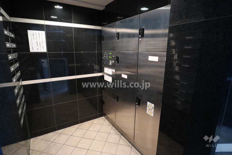 宅配ボックスと共用ポスト