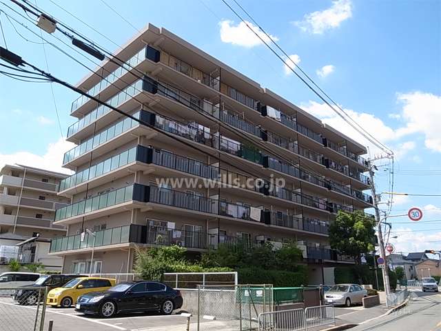 ユニハイム曽根の外観（南東側から）