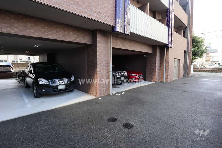 敷地内駐車場(屋内平面式)