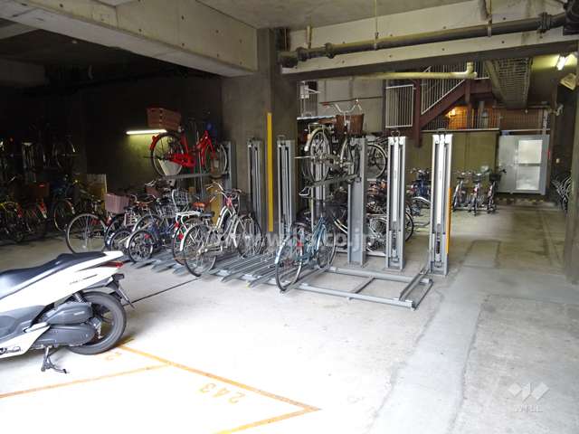 駐輪場