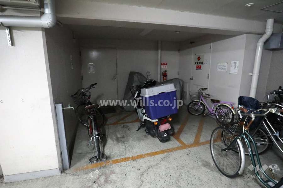 バイク置場