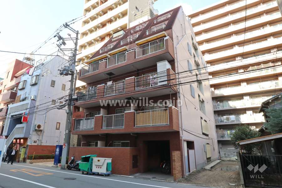 ストークマンション西中島の外観(南東側から)
