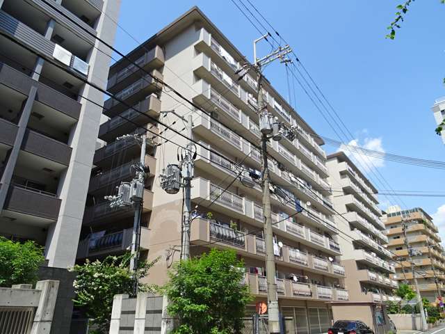 西中島ホワイトハイツの外観（南西側から）