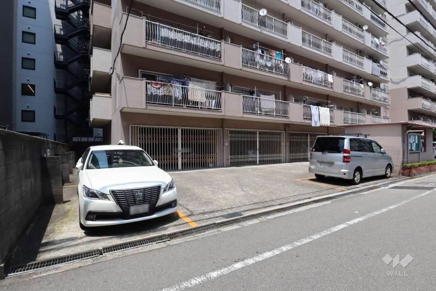 敷地内駐車場（屋外平面式）