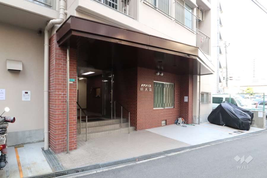 エントランス(東側)