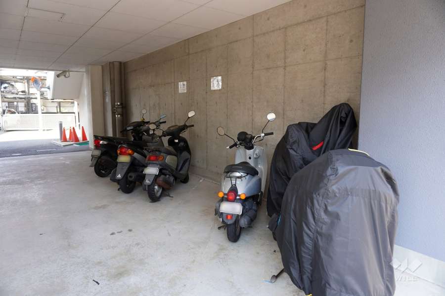 バイク置場