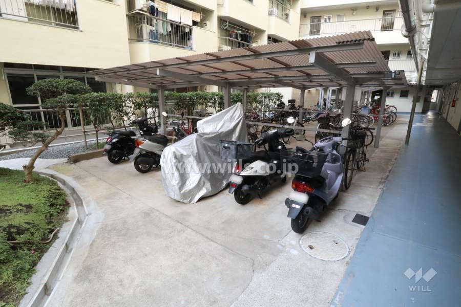 バイク置場
