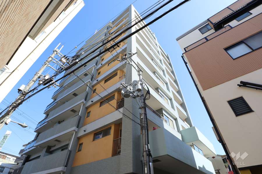 プレステージ北大阪ブライトスクエアの外観（南西側から）
