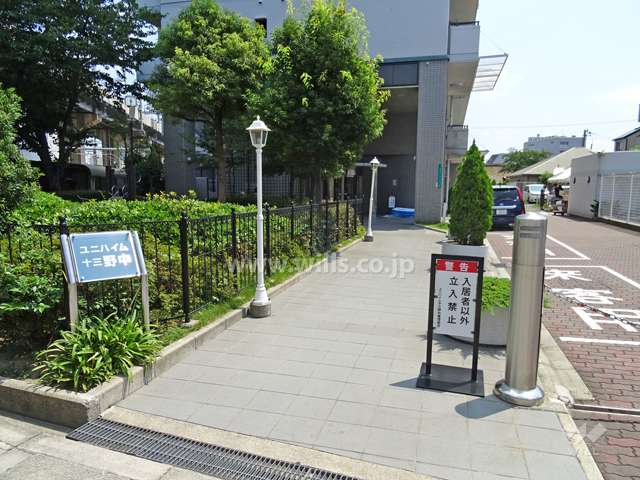 エントランスアプローチ