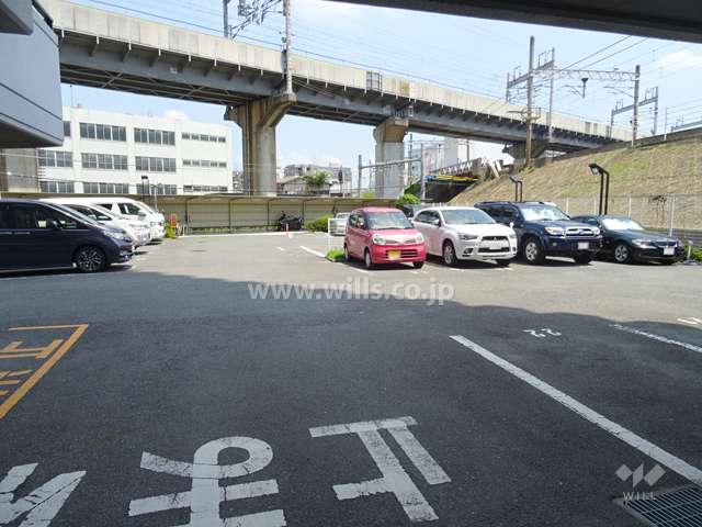 敷地内駐車場（屋外平面式）