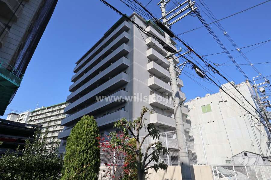 十三本町ユニハウスの外観（南東側から）