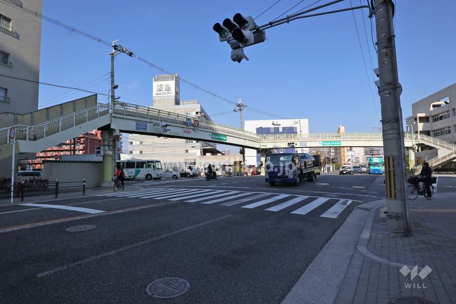 敷地北東側の交差点の様子