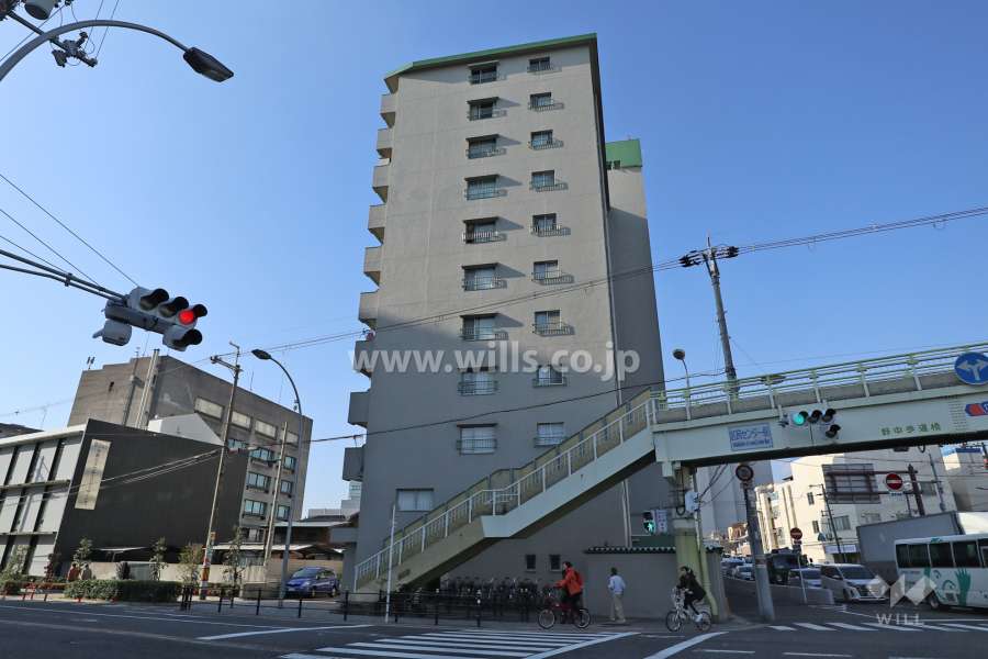 グリーンハイツ十三の外観（東側から）