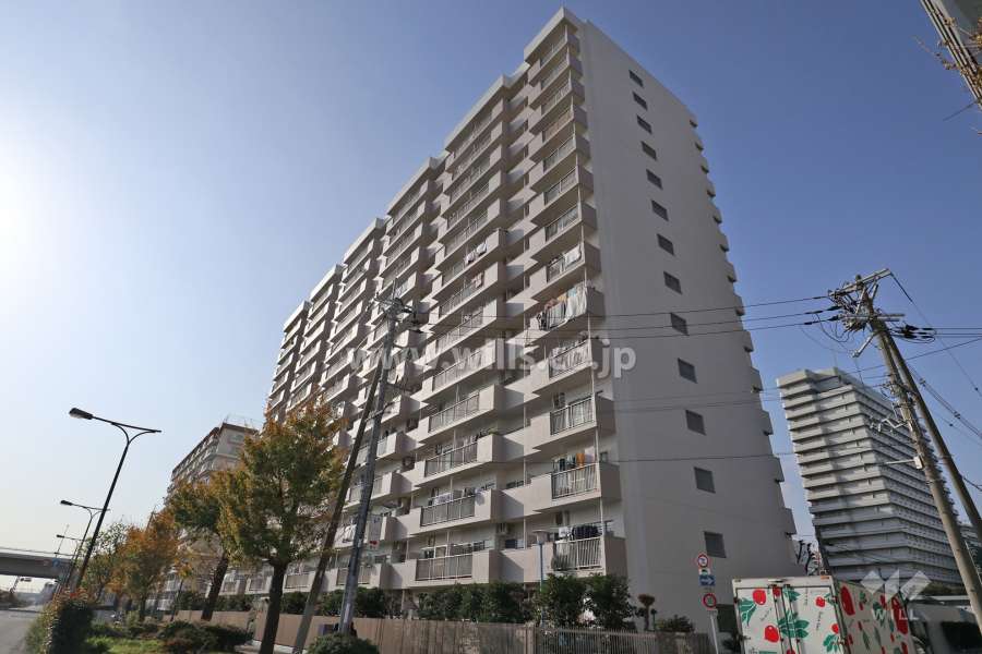 新北野第3コーポの外観（東側から）