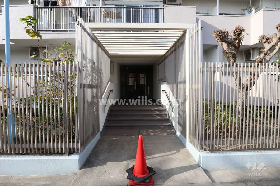 南東側敷地出入り口