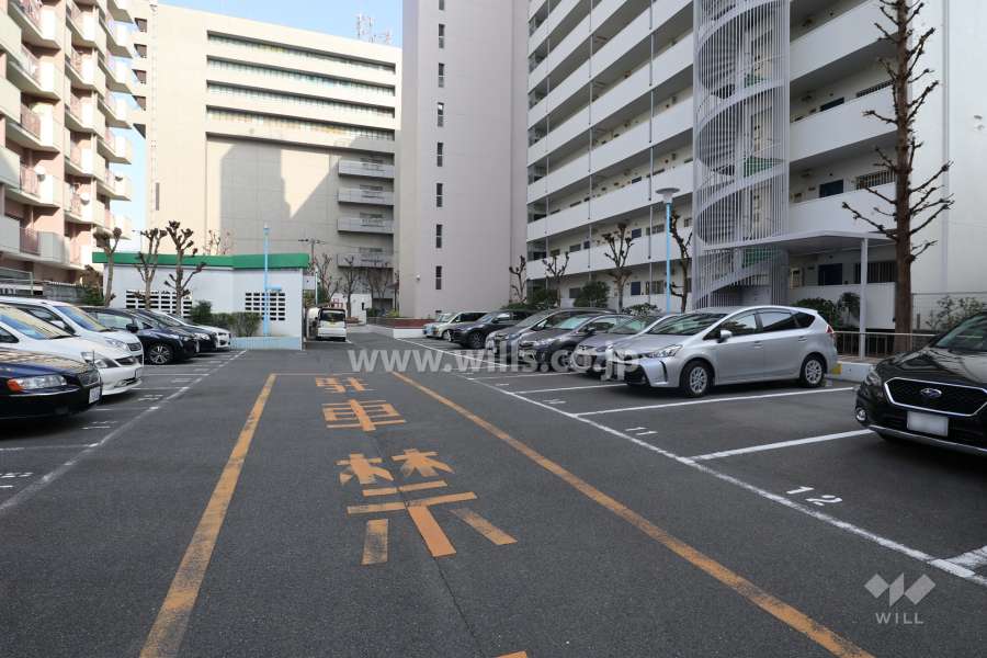 敷地内駐車場（屋外平面式）