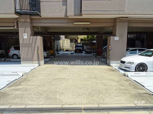 敷地内駐車場（屋外機械式）
