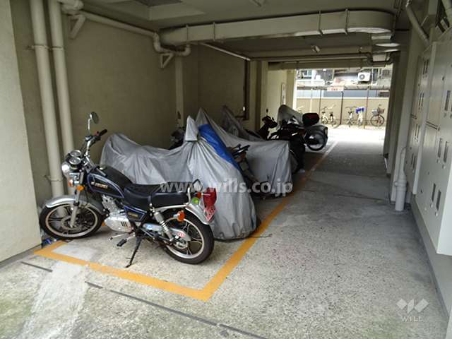 バイク置場