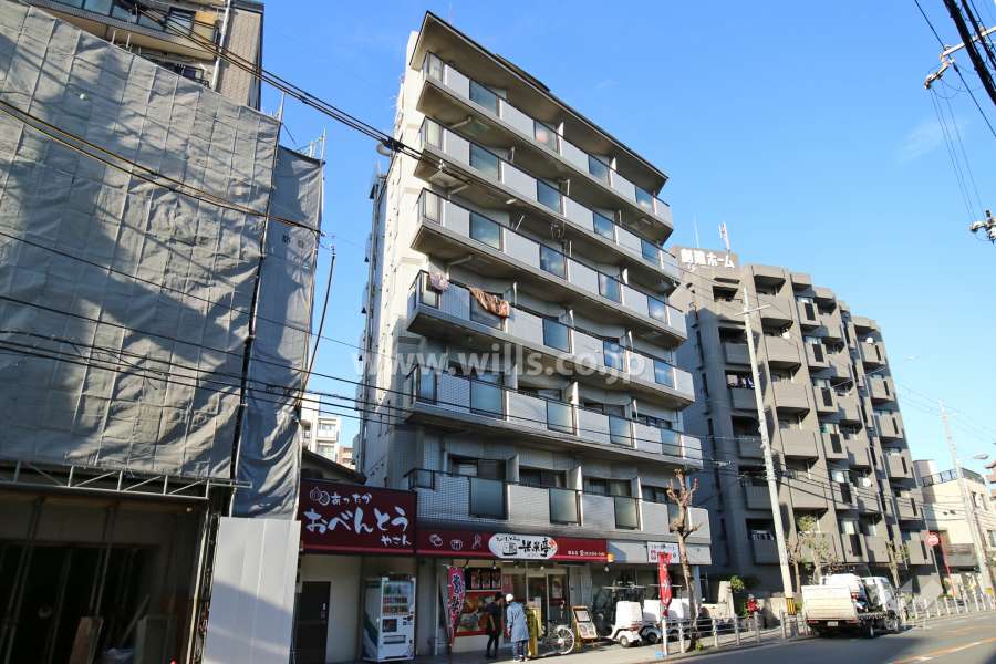 グランピア塚本のマンションの外観（南側から）