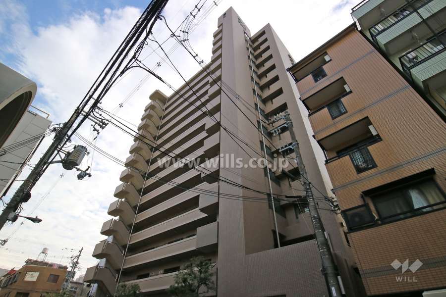 リーガルタワー塚本の外観（北西側から）