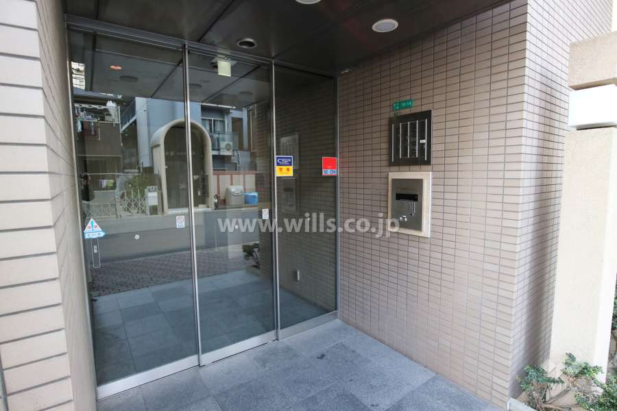 エントランス（オートロック付きです）