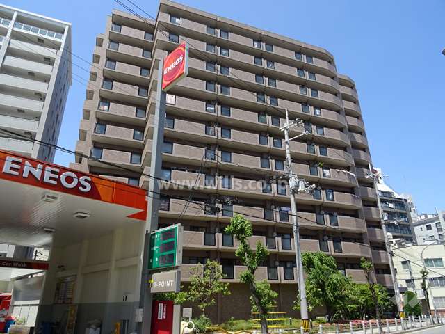 ルイシャトレ塚本駅前の外観（南側から）