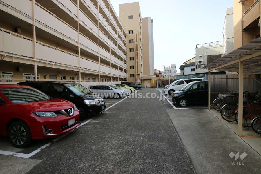 敷地内駐車場(屋外平面式)