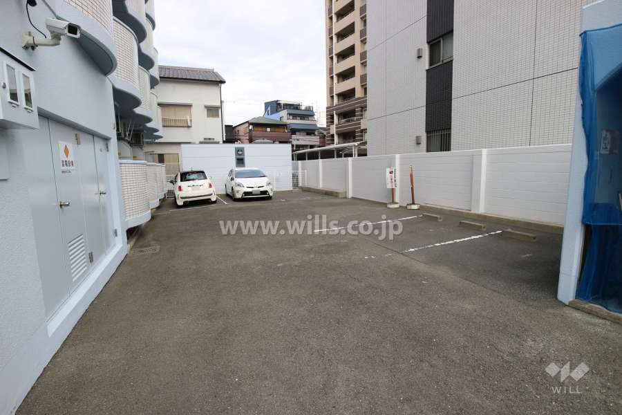 敷地内駐車場(屋外平面式)