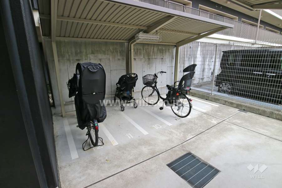駐輪場