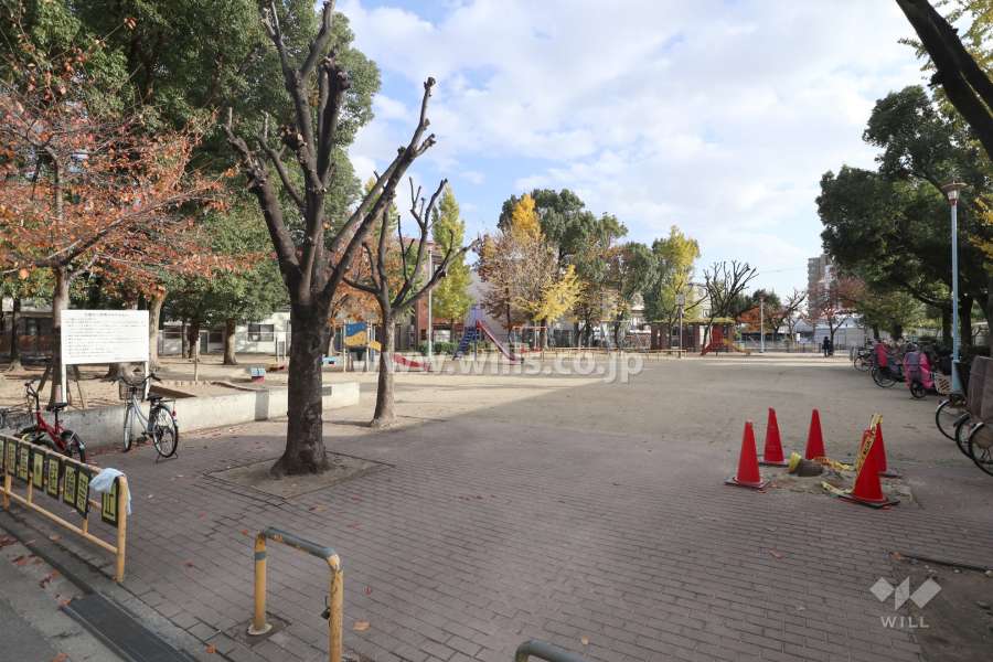 近くにある田川西公園