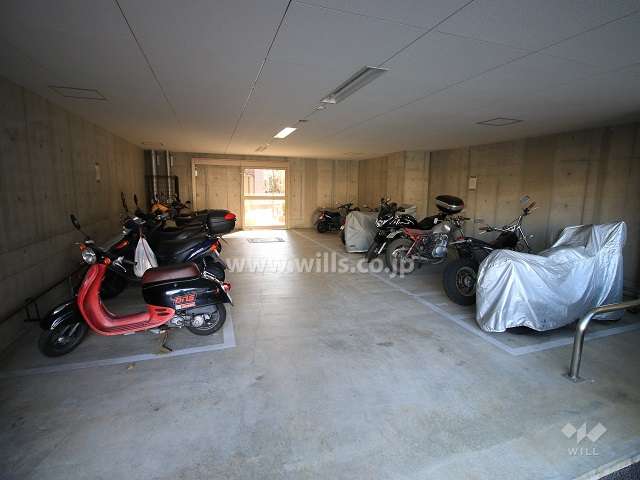 バイク置場