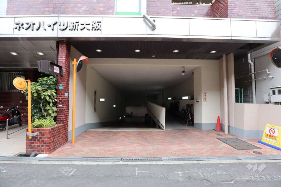 駐車場の出入口