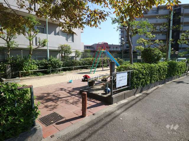 敷地内の公園