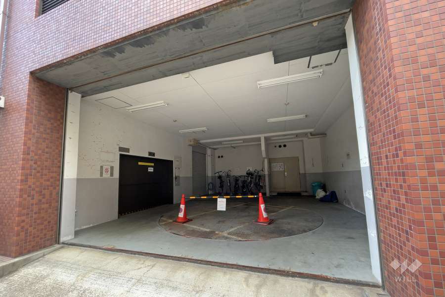 敷地内駐車場(屋内機械式)