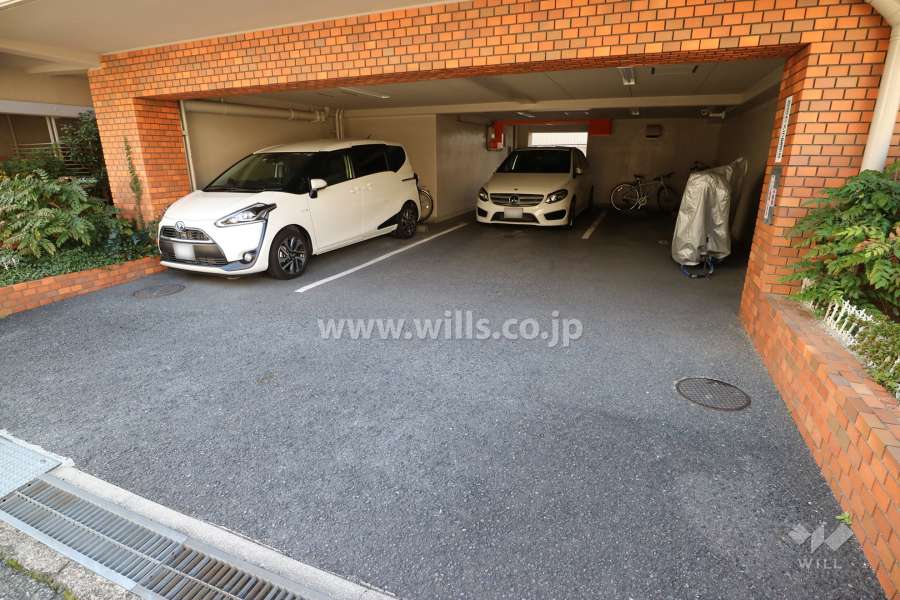 敷地内駐車場(屋内平面式)