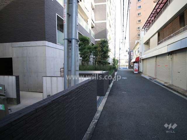 敷地南西側の前面道路