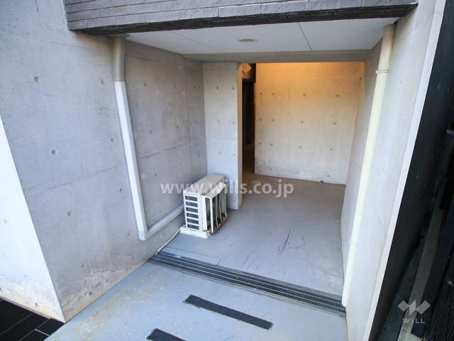 駐輪場出入り口