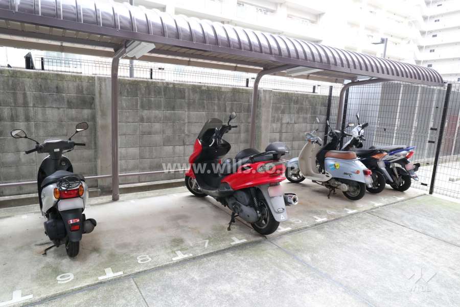 バイク置き場