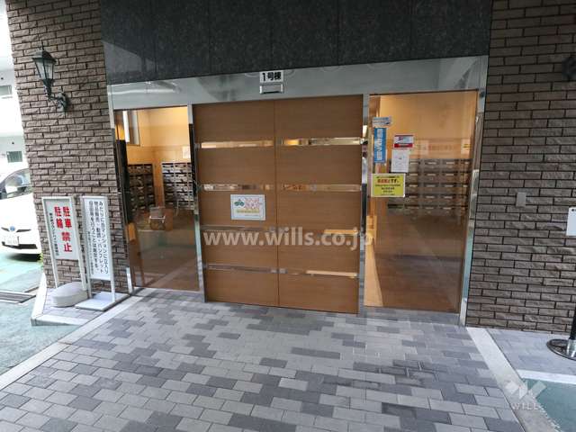 1号棟のエントランス