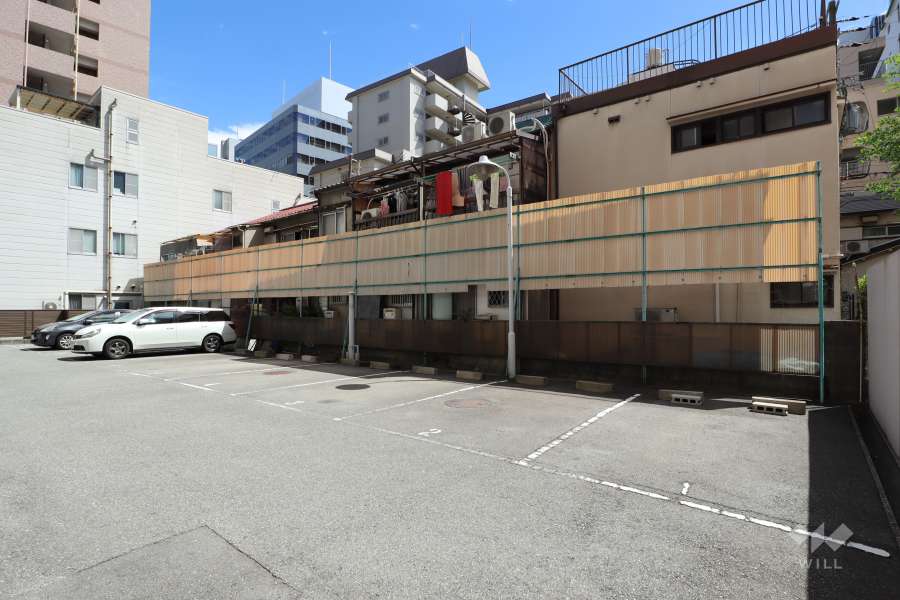 敷地内駐車場（屋外平面式）