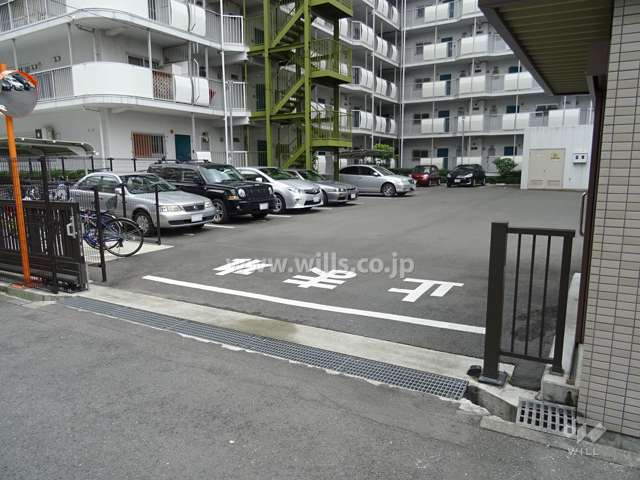 駐車場出入り口（ゲート付）