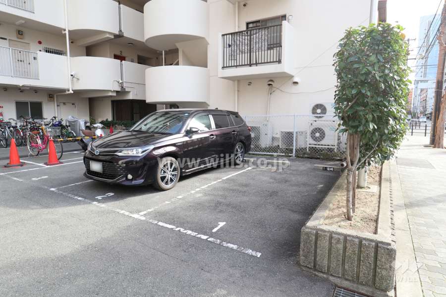 敷地内駐車場(屋外平面式)