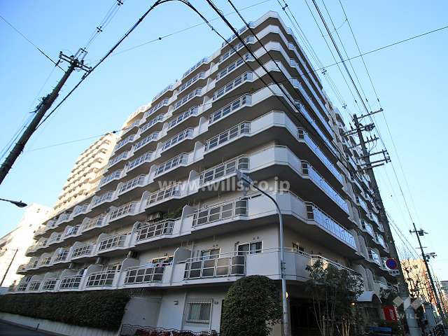 ハイマート新大阪の外観（南東側から）