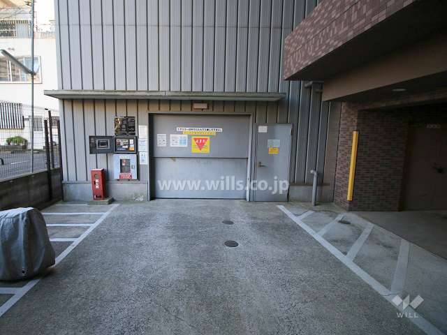 敷地内駐車場（立体式）