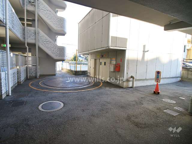 敷地内駐車場（立体式）