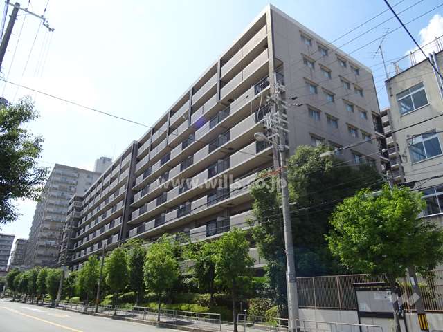 ソシエ北大阪2番館の外観（南東側から）