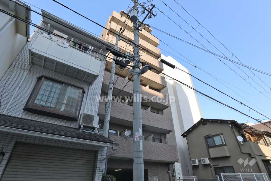 リーガル新大阪2の外観（北東側から）